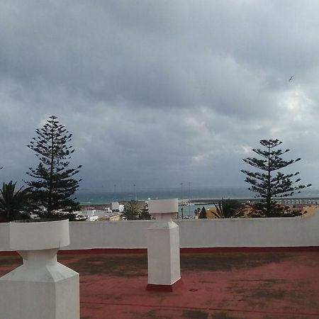 Bonito, Luminoso, Cerca Del Mar Con Parking Apartment Tarifa Luaran gambar