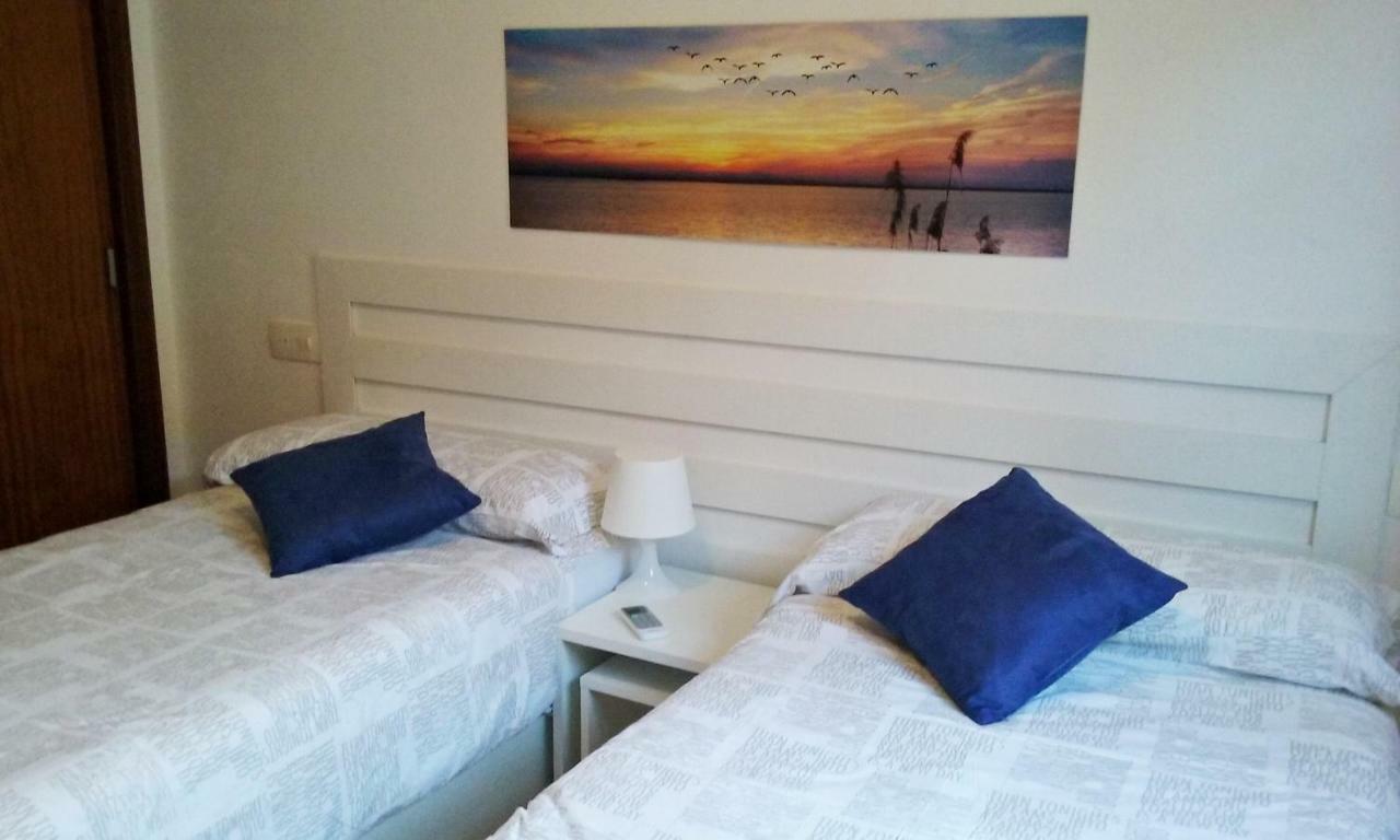 Bonito, Luminoso, Cerca Del Mar Con Parking Apartment Tarifa Luaran gambar